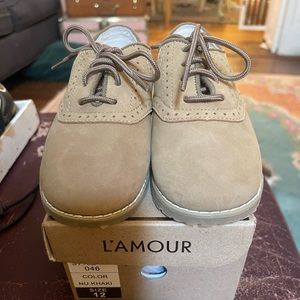 NIB L’Amour Khaki Oxfords Size 12.
